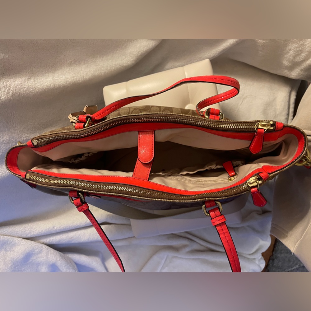 COACH Diaper / Gym / Laptop / Travel Shoulder Bag Tote - Picture 7 of 16